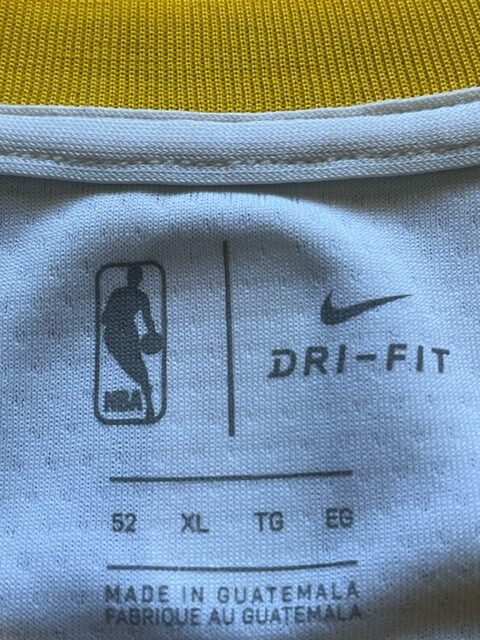 Golden State Warriors Kevin Durant Autographed Grey Nike Swingman Jersey  Size 48 Beckett BAS QR Stock #212182 - Mill Creek Sports
