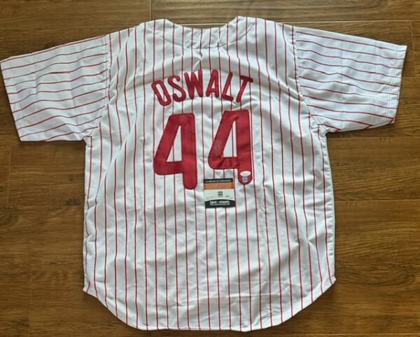 Roy Oswalt Autographed Philadelphia Phillies Pro Style Jersey JSA