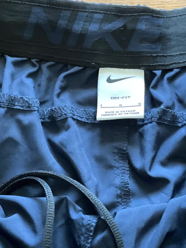 Jalen Jelks Autographed Dallas Cowboys Player Worn Team Issued Nike Travel Shorts - Image 4