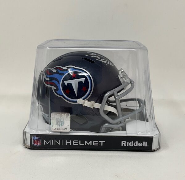 Tony Pollard Autographed Tennessee Titans Speed Mini Helmet Beckett