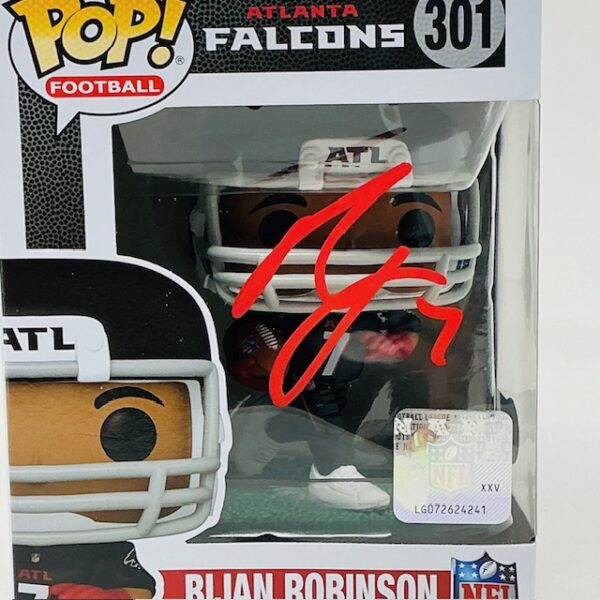 Bijan Robinson Autographed Atlanta Falcons Funko Pop #301 Beckett - Image 3