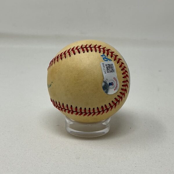 Joe DiMaggio Autographed New York Yankees OAL Baseball Beckett - Image 4