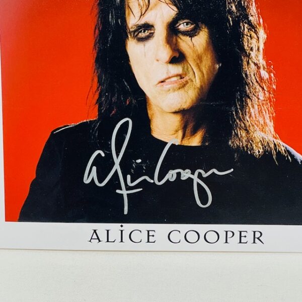 Alice Cooper Autographed HOF Rock Band Promotional 8X10 Photo Stock Beckett - Image 3